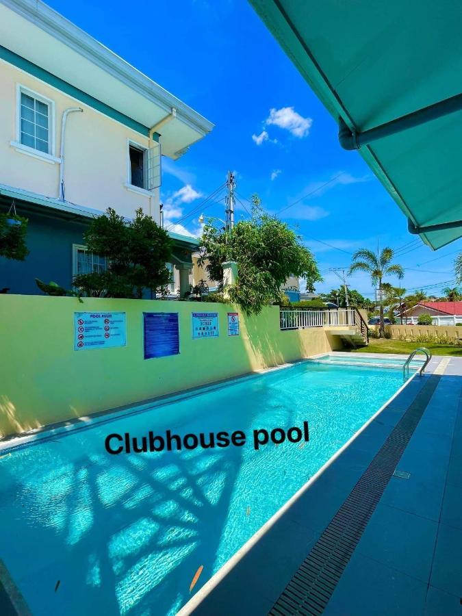 Brookridge Suites Cebu Stadt Exterior foto